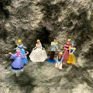 Disney  Cinderella and Prince Charming Figures Set of 7